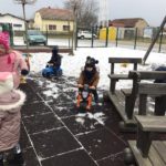 Snježne radosti malih Zvončica na igralištu!
